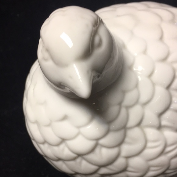 Vintage Japanese Porcelain White Quail Figurine - Picture 5 of 6